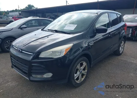 2013 Ford Escape Se z USA, uszkodzony, nr VIN 1FMCU0GX2DUB36015